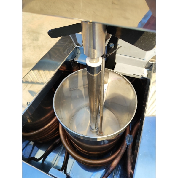 PS-2 - Máquina Conjugada para produção de 10 litros/h de soverte ou 88-96 picolés/hora